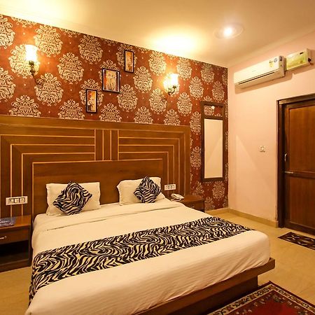 V Resorts Dukes Den Resort 兰纳加 外观 照片