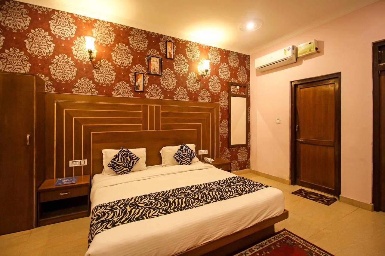 V Resorts Dukes Den Resort 兰纳加 外观 照片