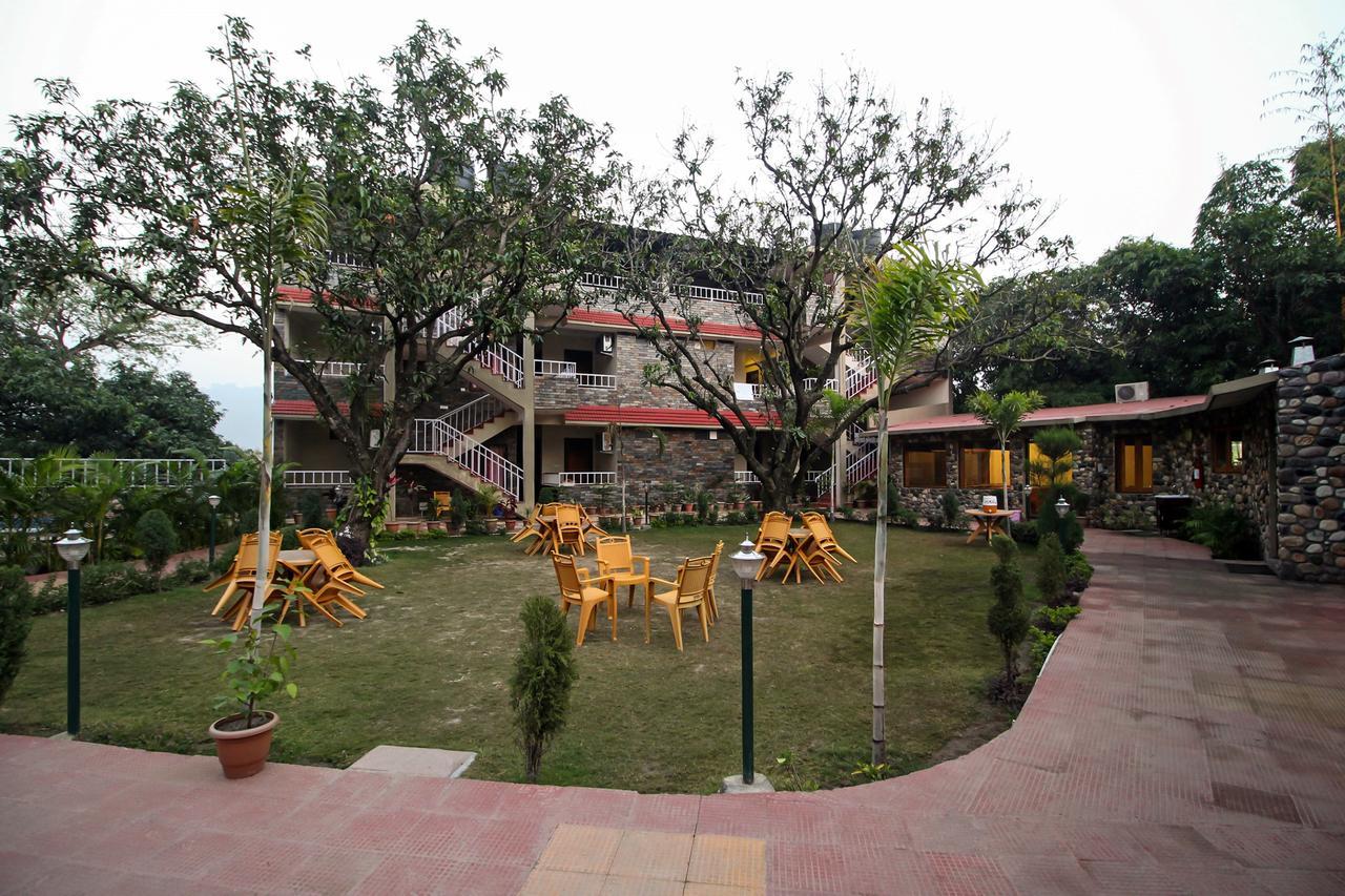 V Resorts Dukes Den Resort 兰纳加 外观 照片